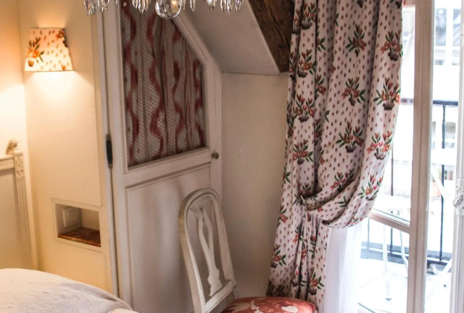 Hotel Caron De Beaumarchais Párizs