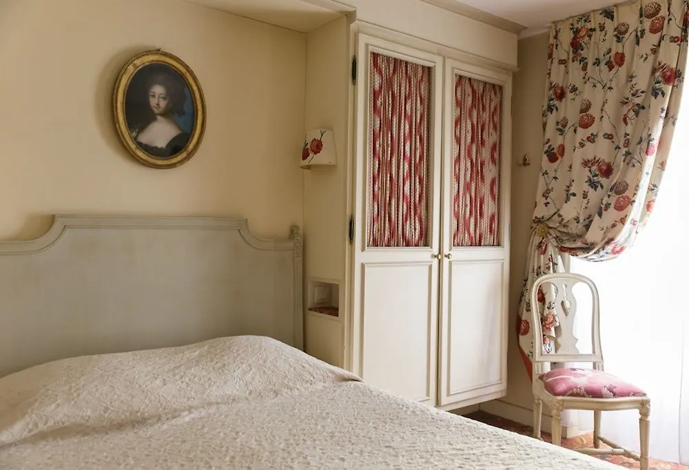 Hotel Caron De Beaumarchais Párizs