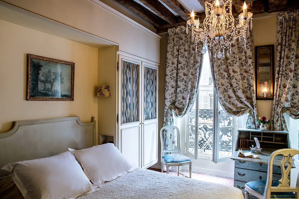 Hotel Caron De Beaumarchais Parigi