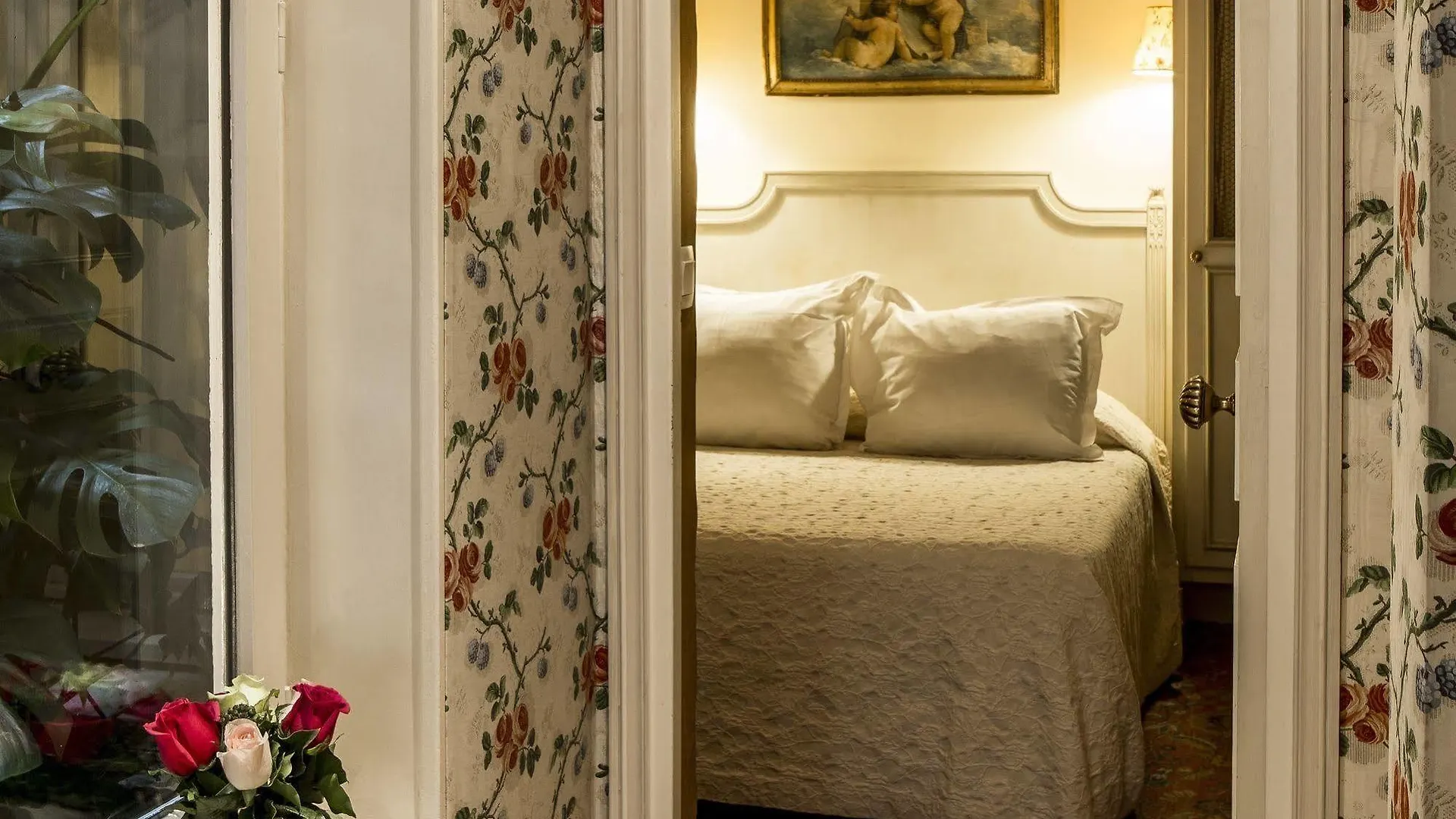 Hotel Caron De Beaumarchais Parigi