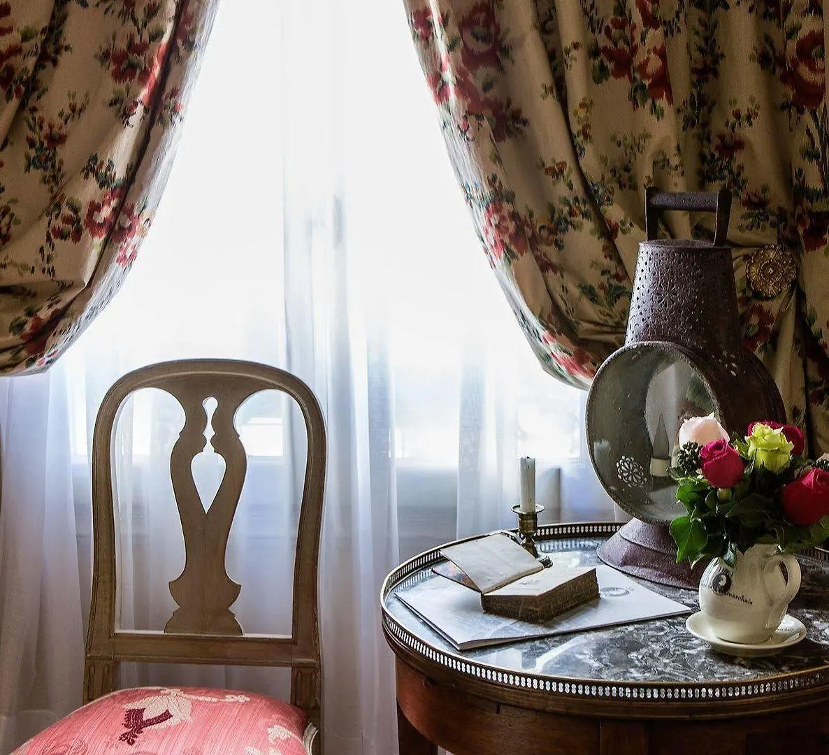 Hotel Caron De Beaumarchais Parigi